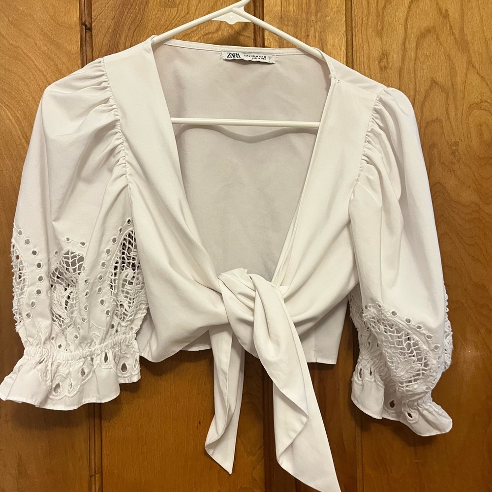 White Lace Tie-Front Shrug - Size M